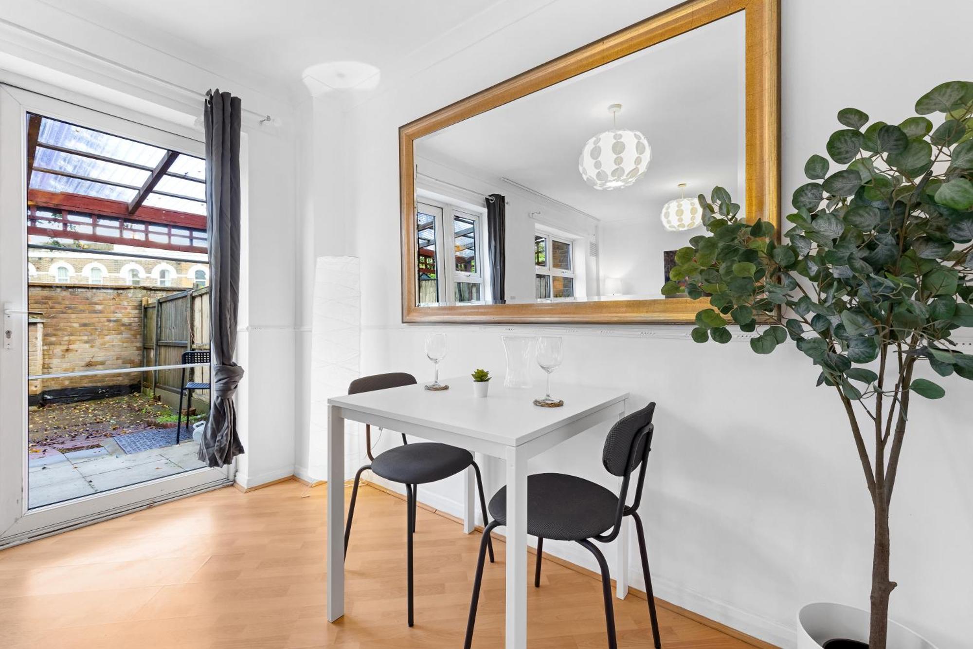 Cozylease 3br In Canary Wharf,garden,gym,workspace Сasa de vacaciones